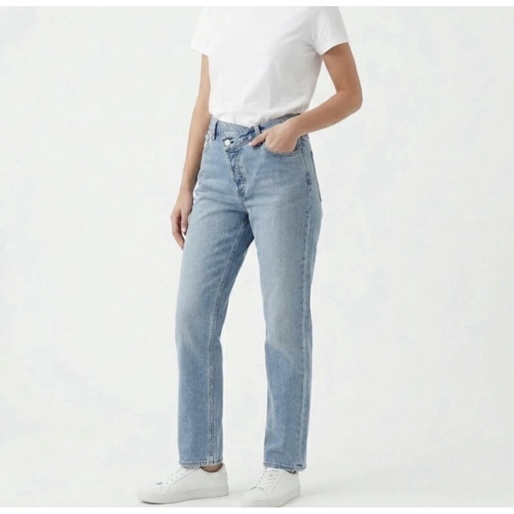 GAP Size 33/16R High Rise 90's Straight Leg Button Fly Crossover Waist Blue Jean